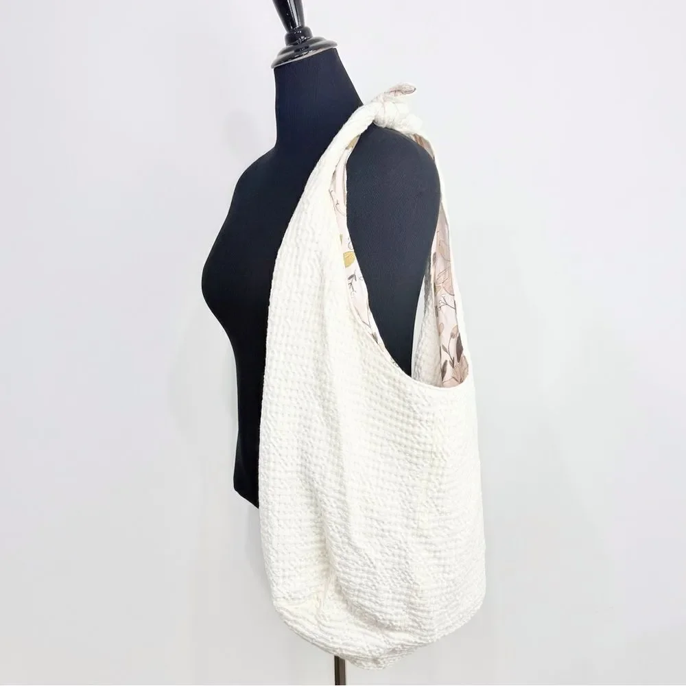 Baggagean and Co. Pink Floral Cream Waffle Knit Soft Reversible Fabric Hobo Bag